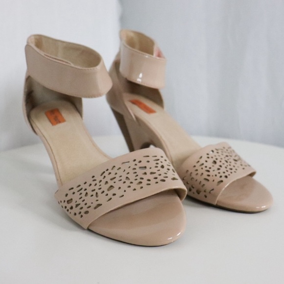 Miz Mooz Shoes - MIZ MOOZ Wynn Nude Faux Patent Leather Sandals